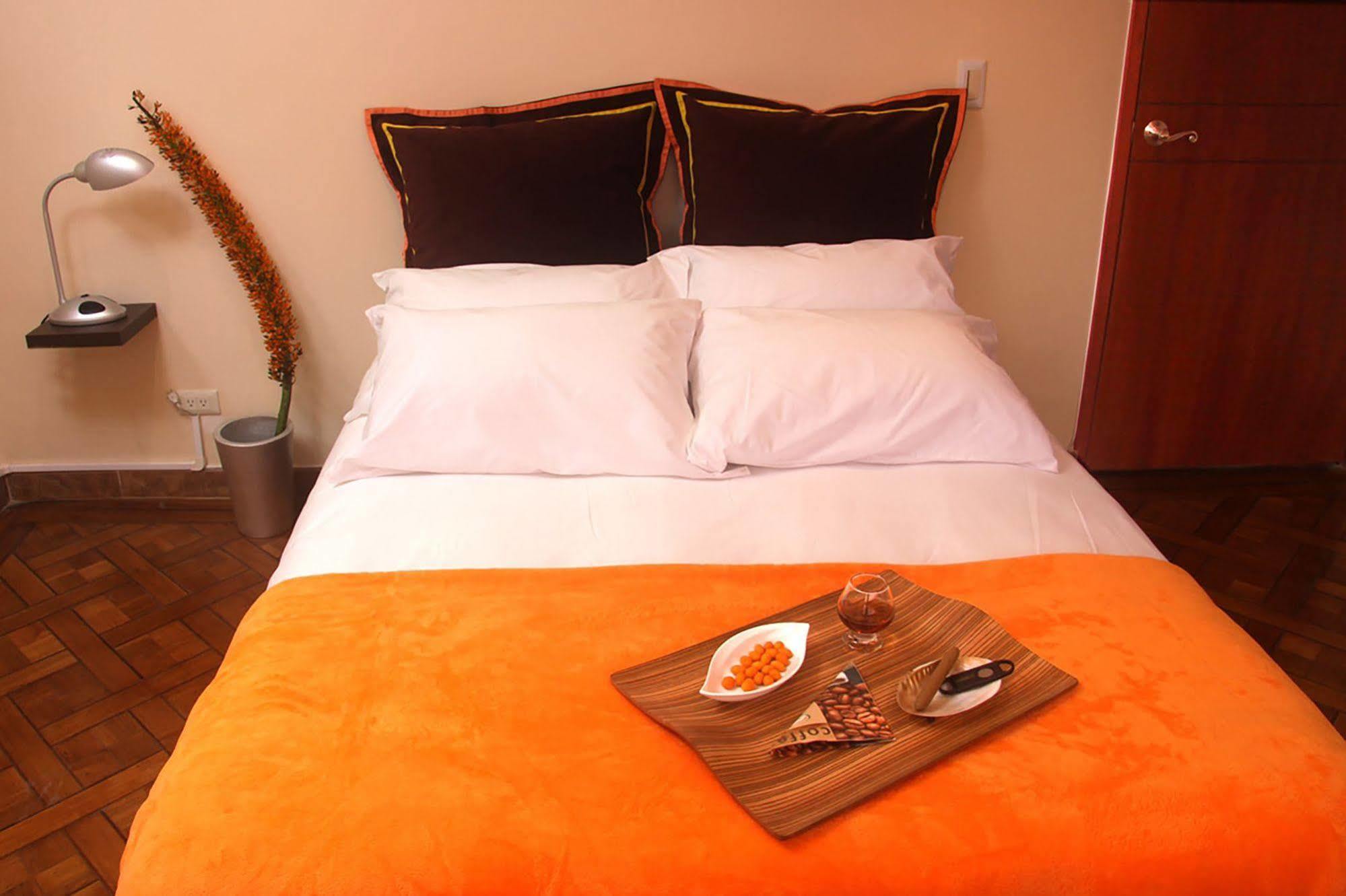 6 Suites Hotel Bogotá Esterno foto