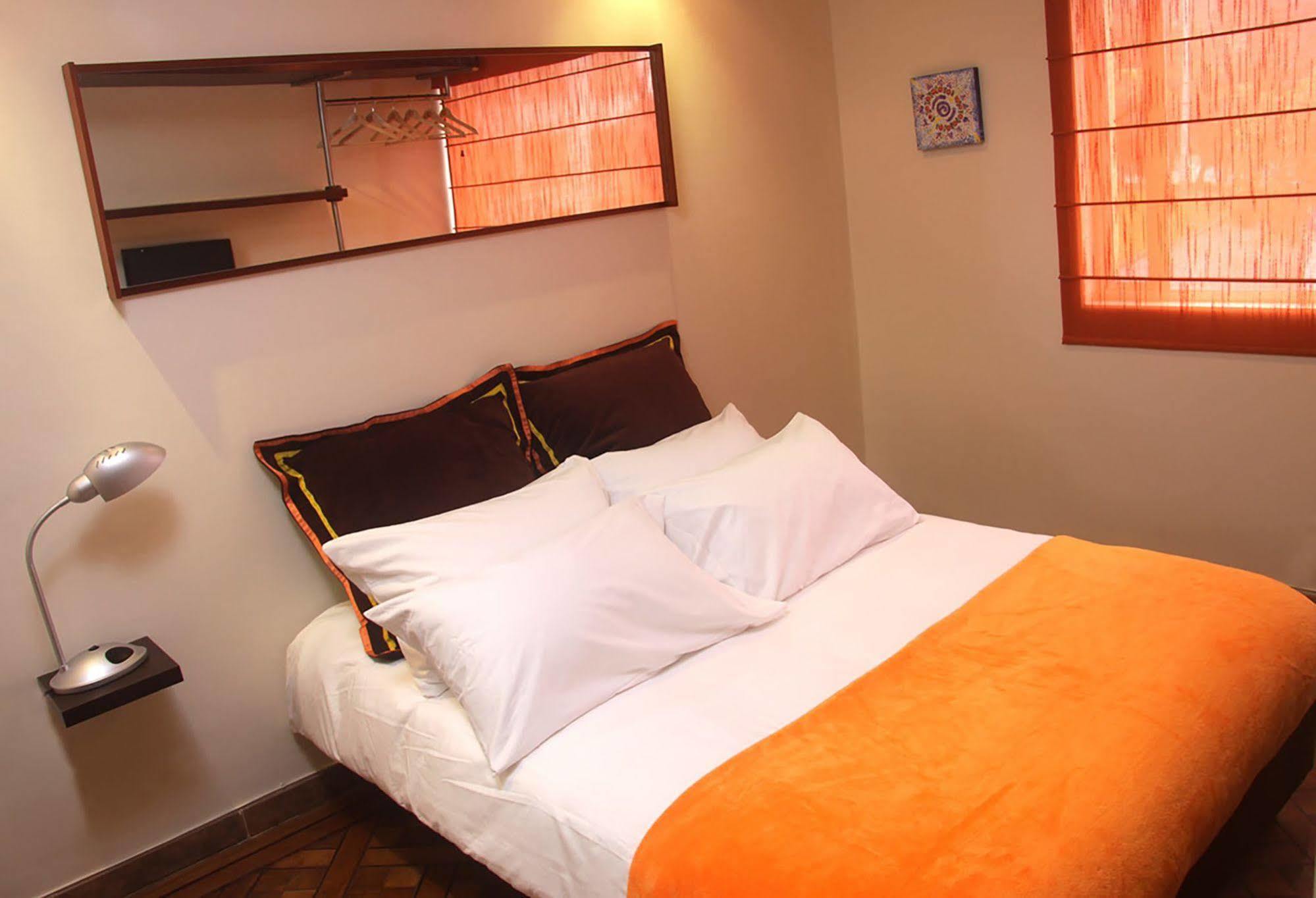 6 Suites Hotel Bogotá Esterno foto